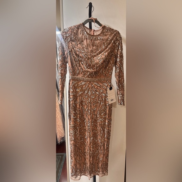 Embellished sheath midi dress - Picture 8 of 9